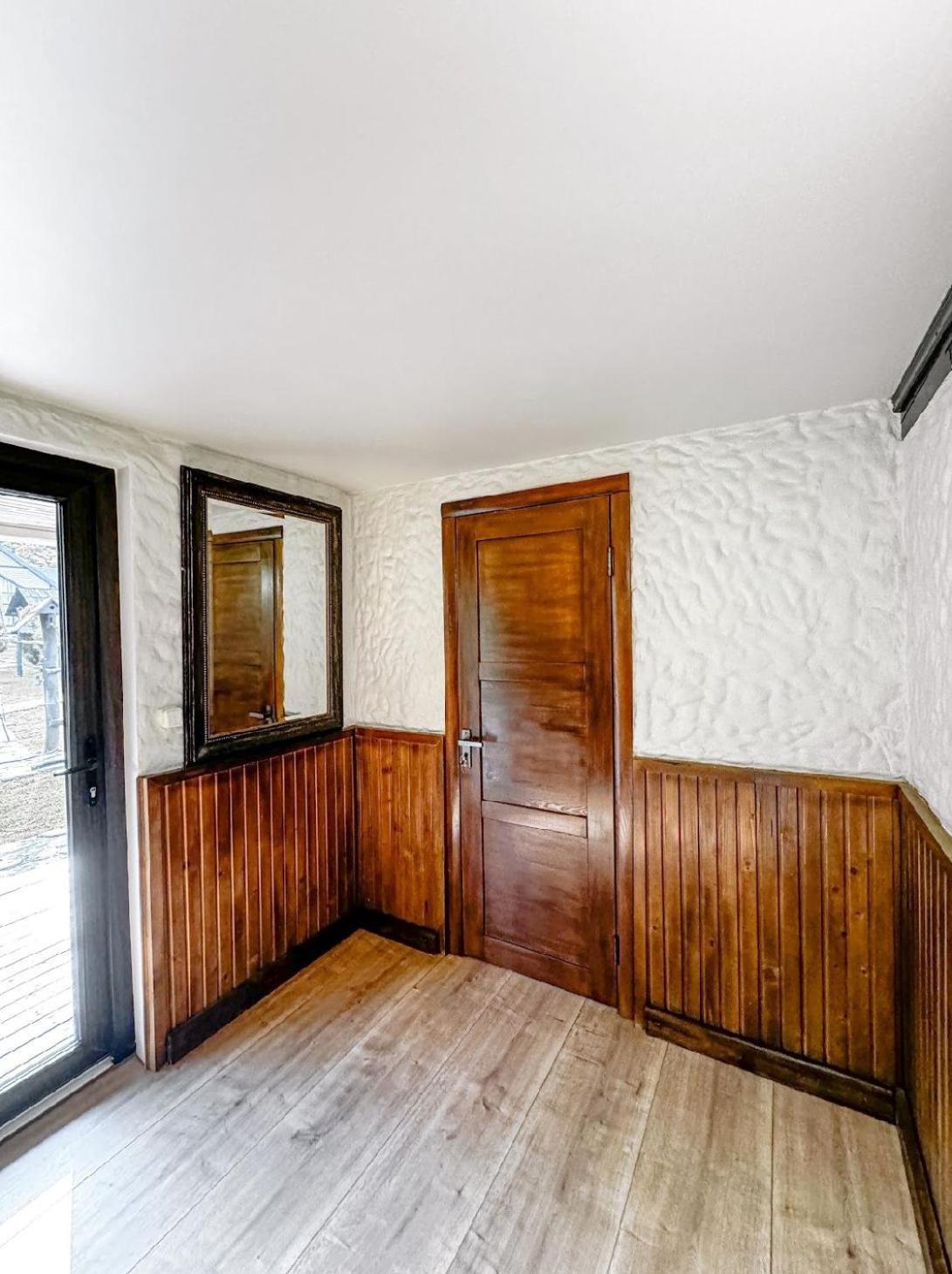 Orlyne Gnizdo Otel Çernivtsi Oda fotoğraf